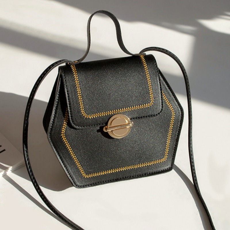

Lovely Stylish Black Crossbody Bag