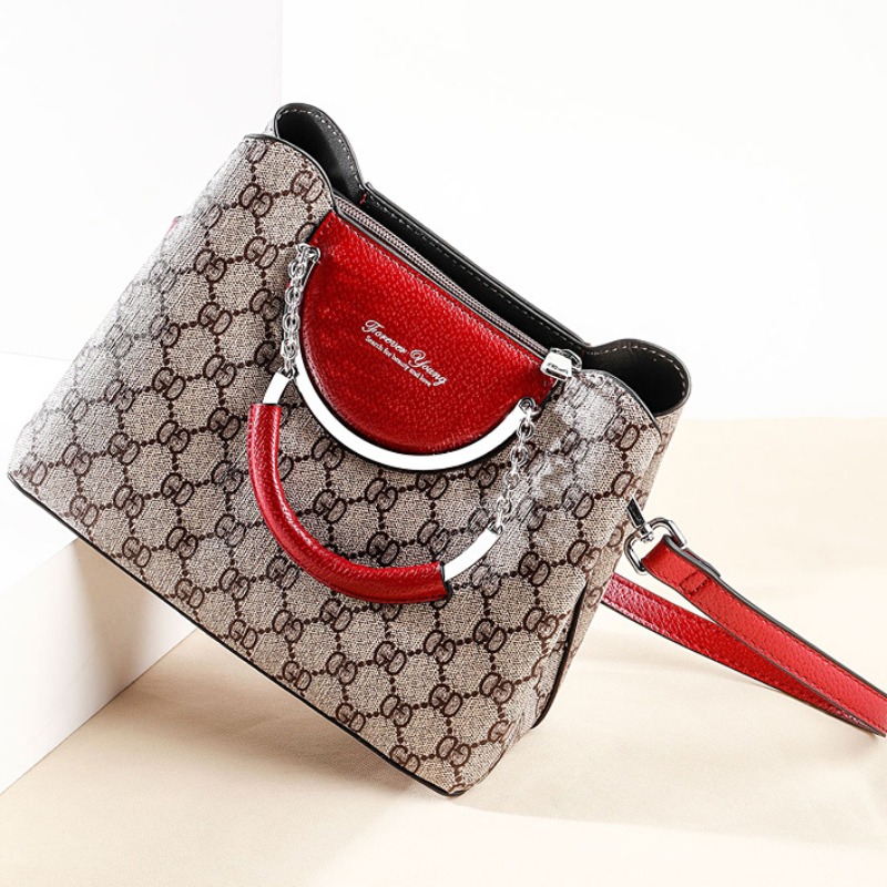 

Lovely Chic Print Red Messenger Bag