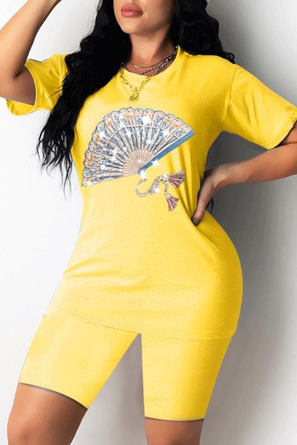 

Lovely Leisure Print Yellow Two-piece Shorts Set
