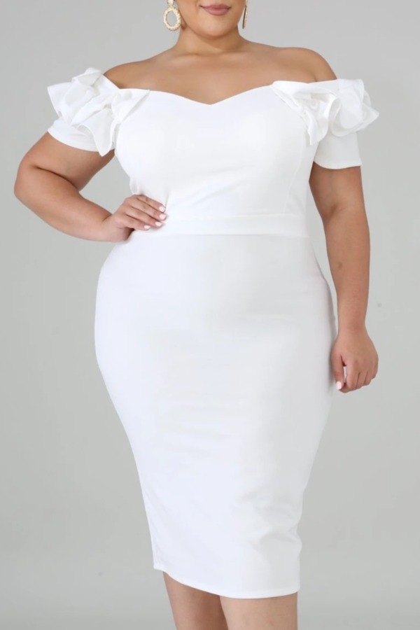 Lovely Casual Flounce Design White Knee Length Plus Size Dress_Plus