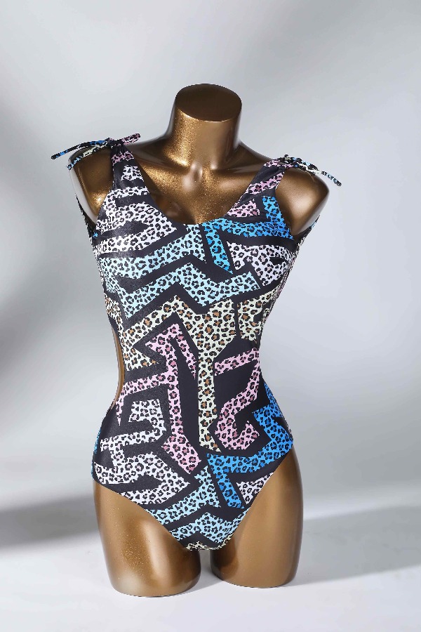 

Lovely Print Black One-piece Swimsuit