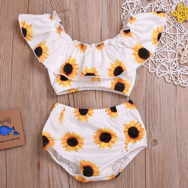 

Lovely Trendy Print White Girl Two-piece Shorts Set