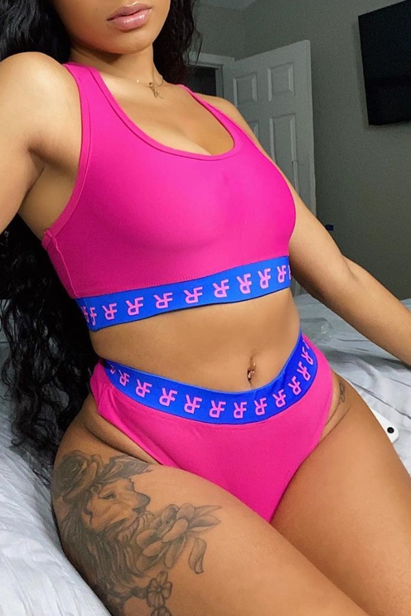 

Lovely Patchwork Rose Two-piece Swimsuit