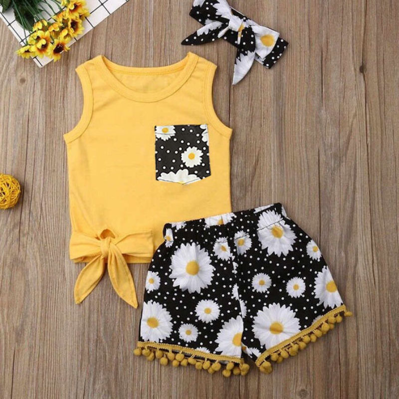 

Lovely Stylish Print Yellow Girl Two-piece Shorts Set