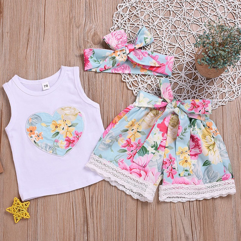 

Lovely Stylish Print White Girl Two-piece Shorts Set