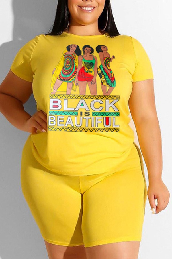 

Lovely Leisure O Neck Cartoon Print Yellow Plus Size Two-piece Shorts Set