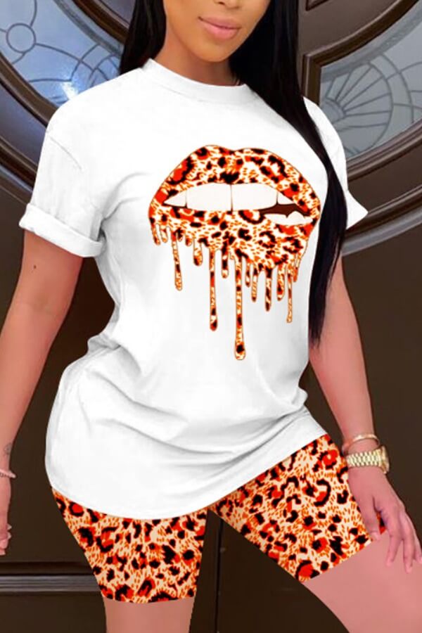 

Lovely Leisure Lip Print Croci Two-piece Shorts Set