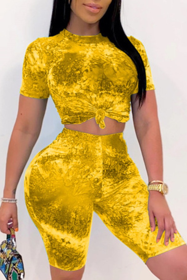 

lovely Trendy Tie-dye Yellow Two-piece Shorts Set