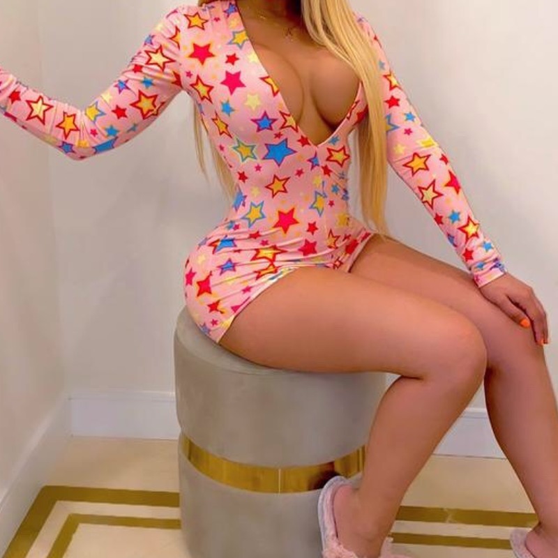 

lovely Casual Deep V Neck Star Print Pink One-piece Romper