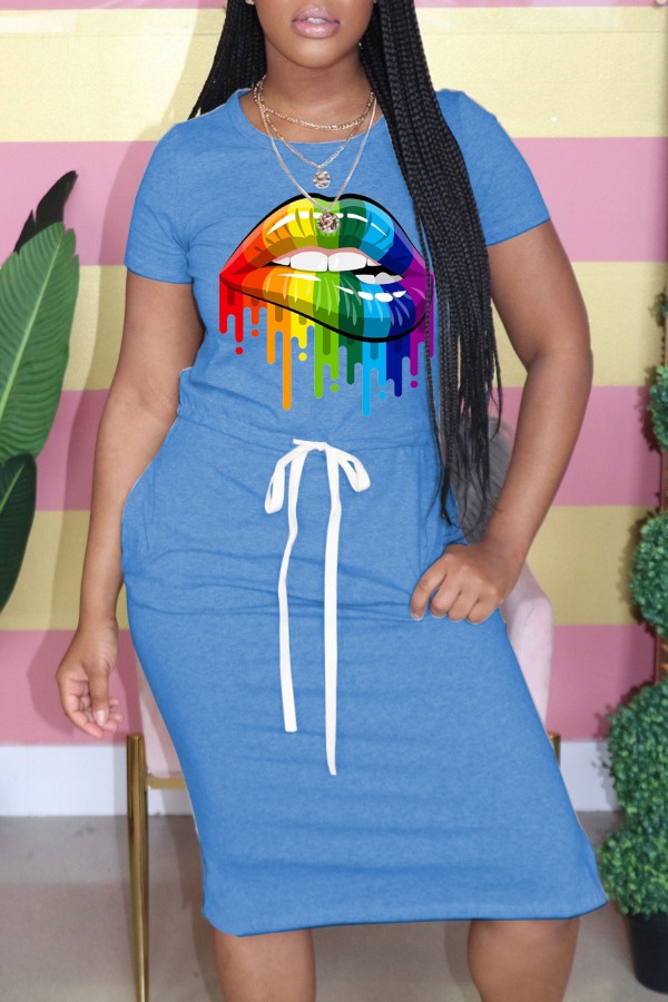 

Lovely Casual Lip Print Baby Blue Knee Length Plus Size Dress