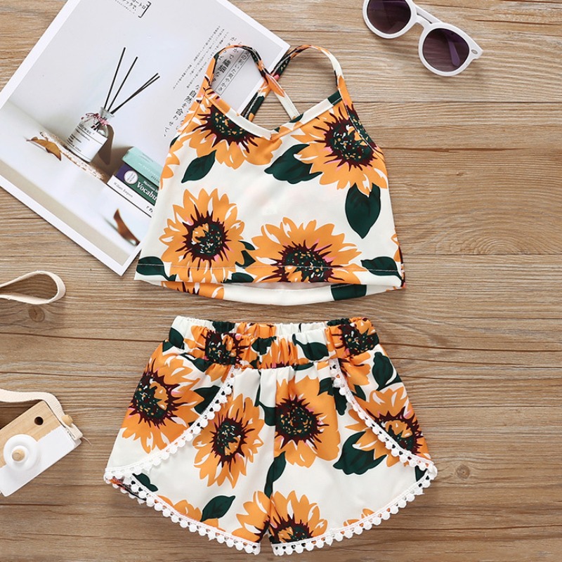 

lovely Trendy Sunflower Print White Girl Two-piece Shorts Set