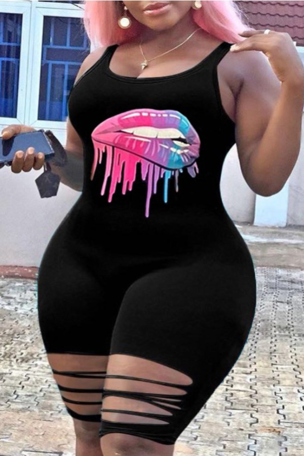 

Lovely Leisure Lip Print Black Plus Size One-piece Romper