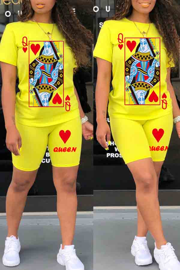 

lovely Casual O Neck Print Yellow Two-piece Shorts Set