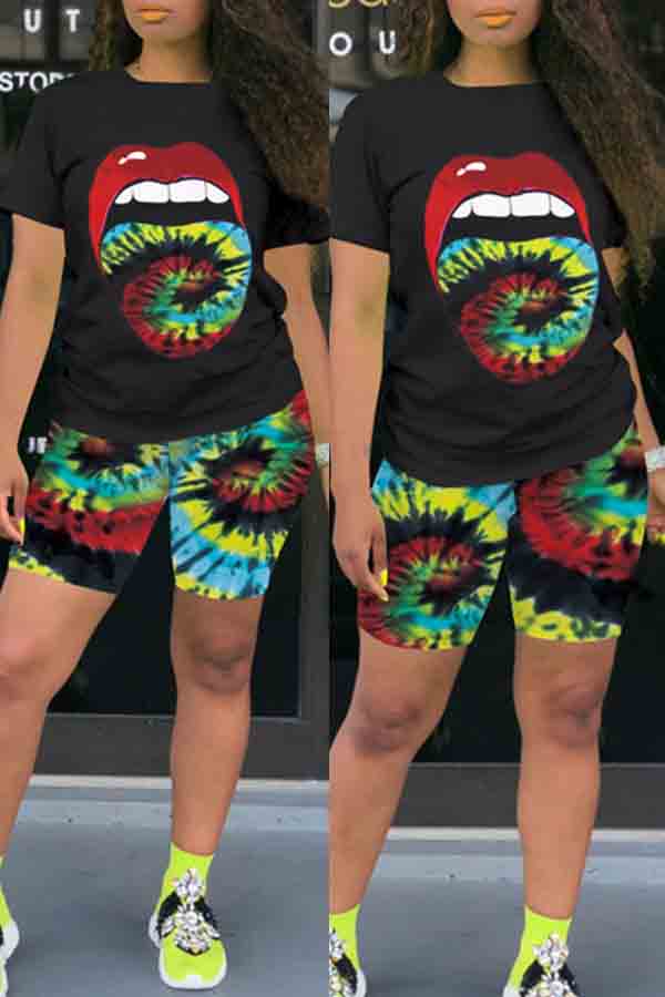 

Lovely Street O Neck Lip Print Green Two-piece Shorts Set