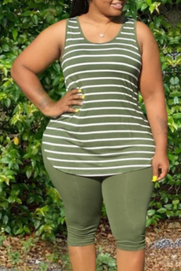 

Lovely Street O Neck Striped Army Green Plus Size Two-piece Shorts Set