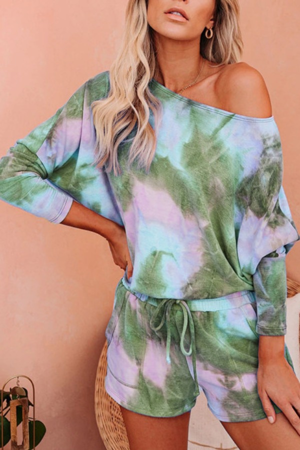 

Lovely Stylish Tie-dye Green Plus Size Two-piece Shorts Set