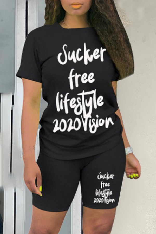 

lovely Street Letter Print Black Plus Size Two-piece Shorts Set