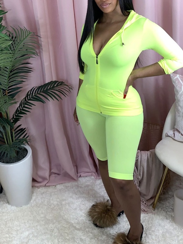 

lovely Sportswear Zipper Design Green Two Piece Shorts Set