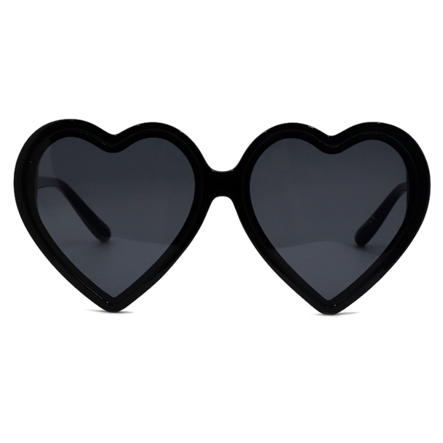

lovely Chic Heart Black Sunglasses