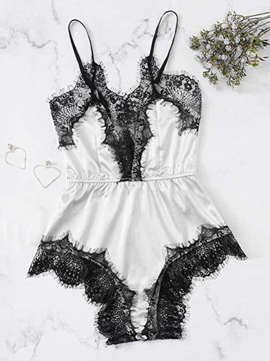 

lovely Sexy Lace Patchwork White Sleepwear