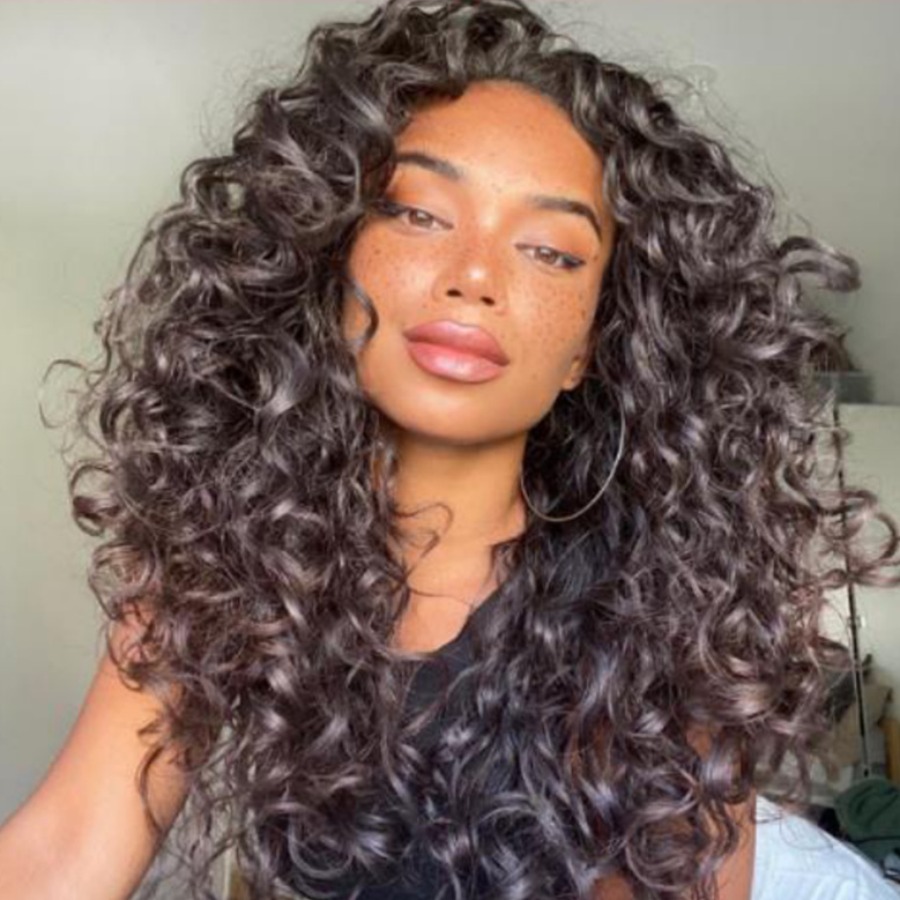 

lovely Stylish Long Curly Black Wigs