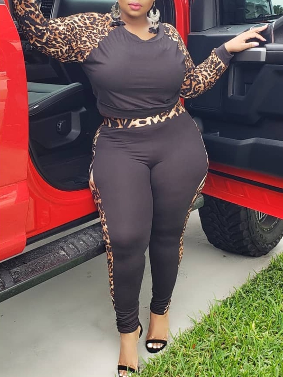 

lovely Trendy O Neck Leopard Print Patchwork Plus Size Two-piece Pants Set