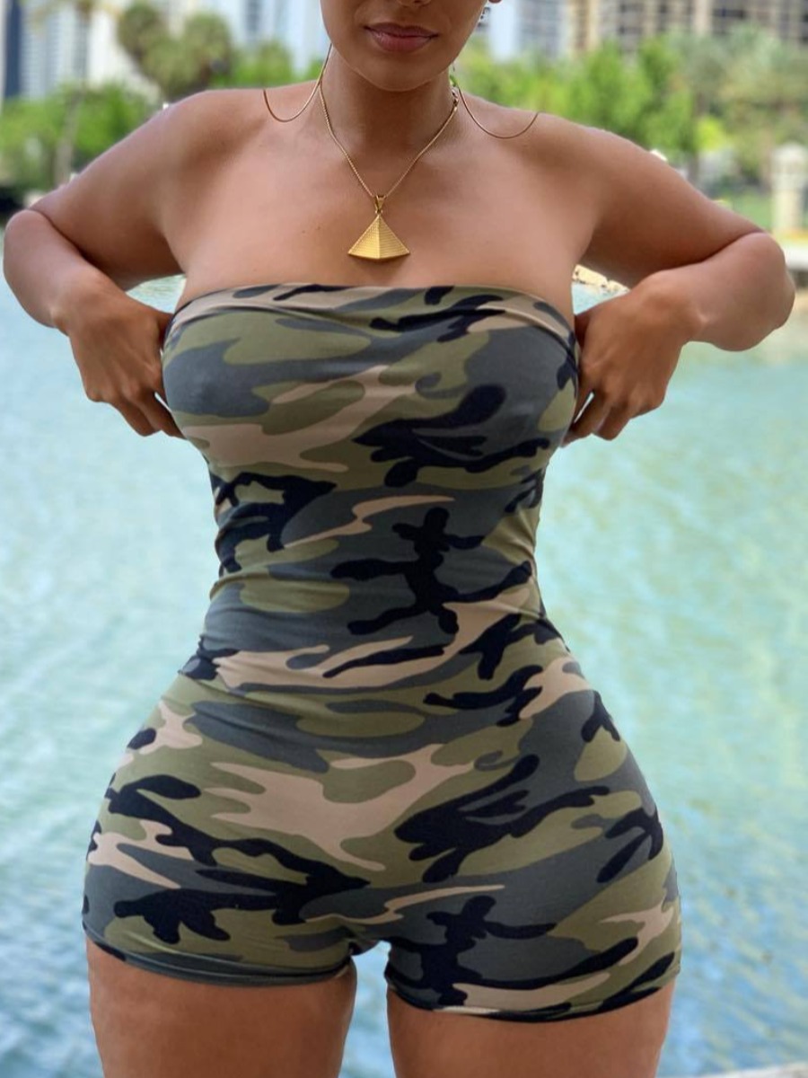 

lovely Trendy Dew Shoulder Camo Print One-piece Romper