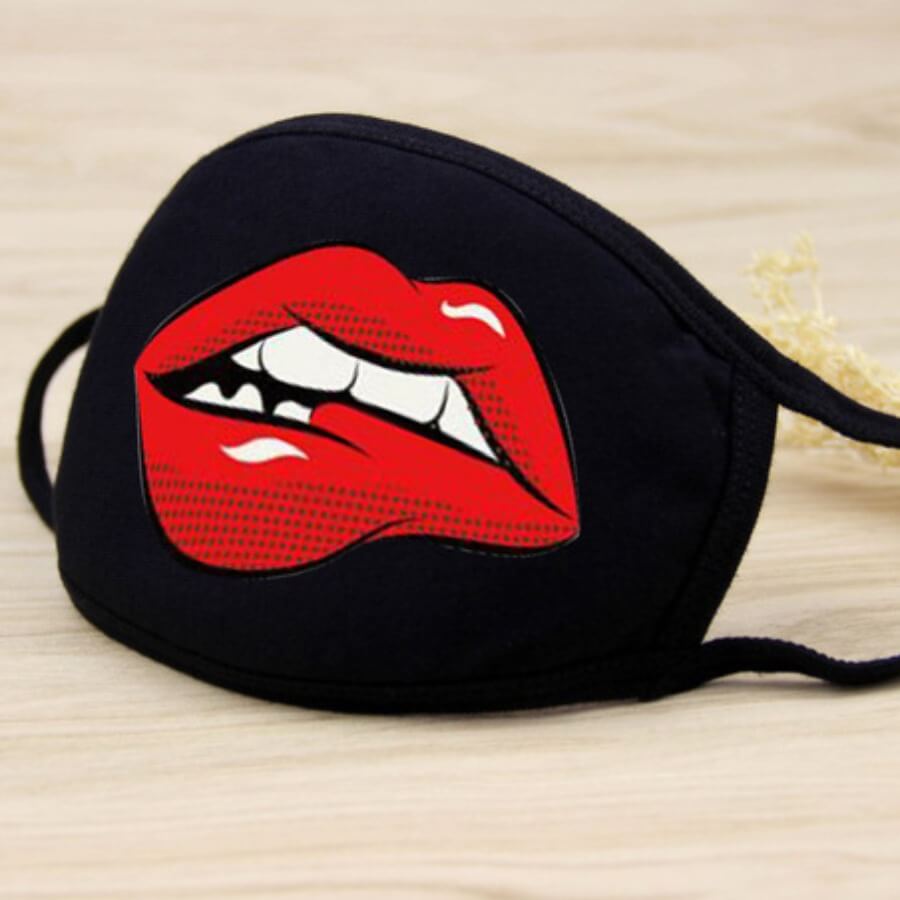 

LW Lip Print Red Face Mask