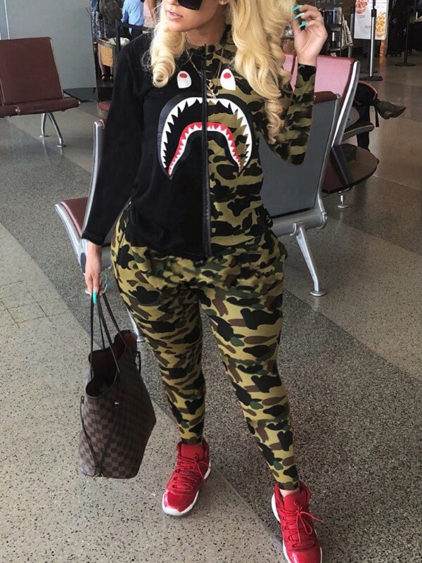

Lovely Street Camo Print Patchwork Plus Size Two-piece Pants Set