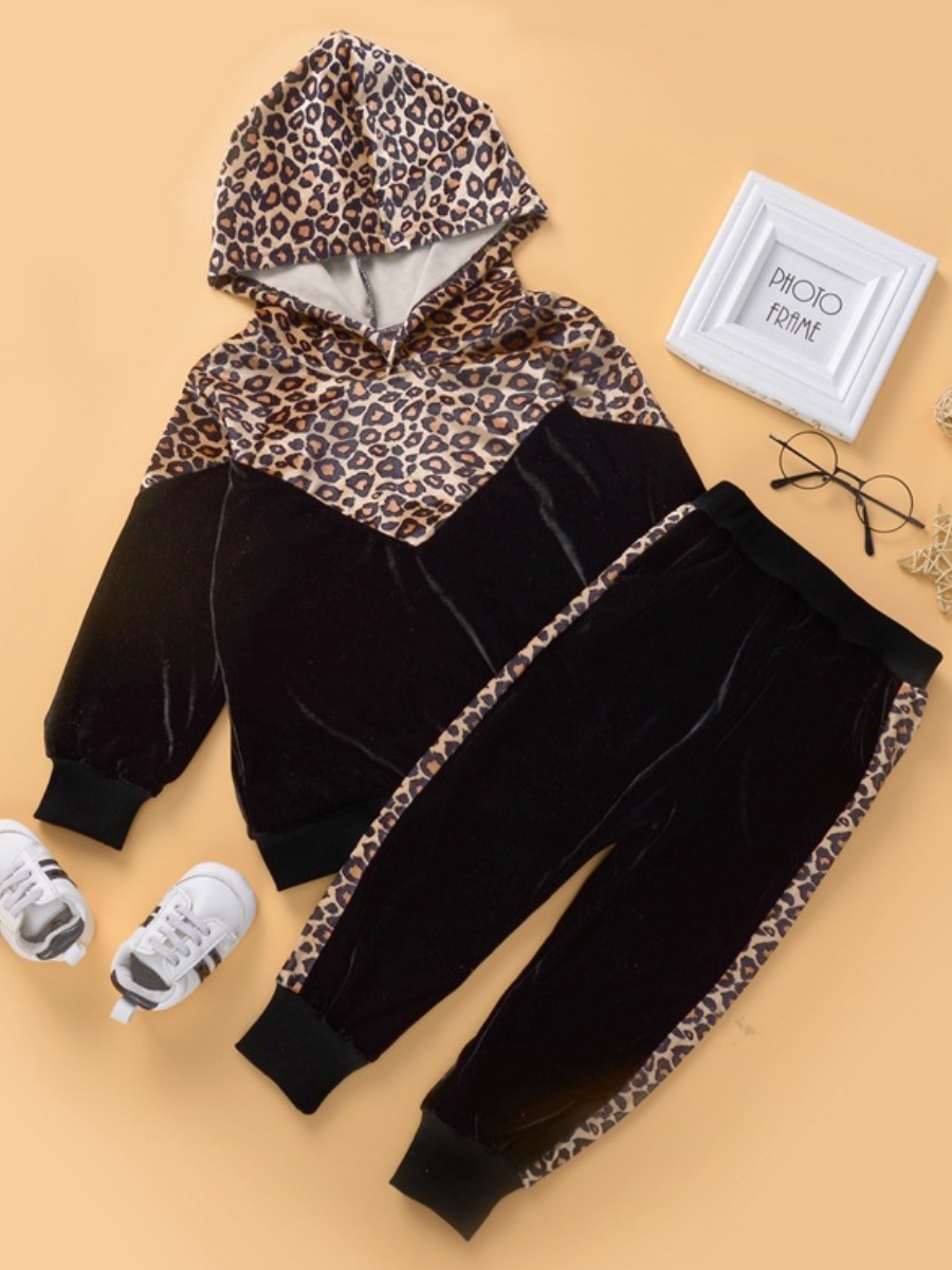 

lovely Casual Hooded Collar Leopard Print Patchwork Black Girl Two-piece Pants Set