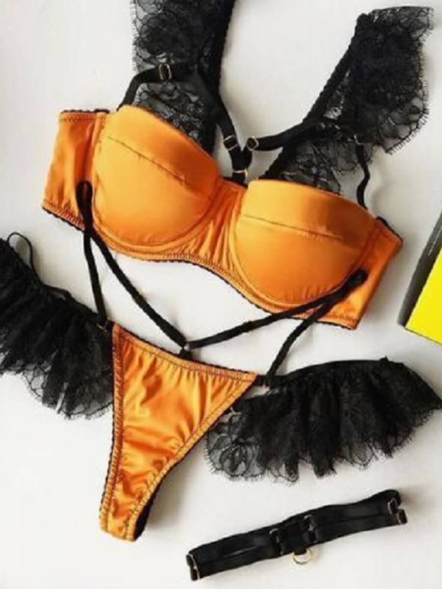 

Lovely Sexy Lace Patchwork Croci Sleepwear