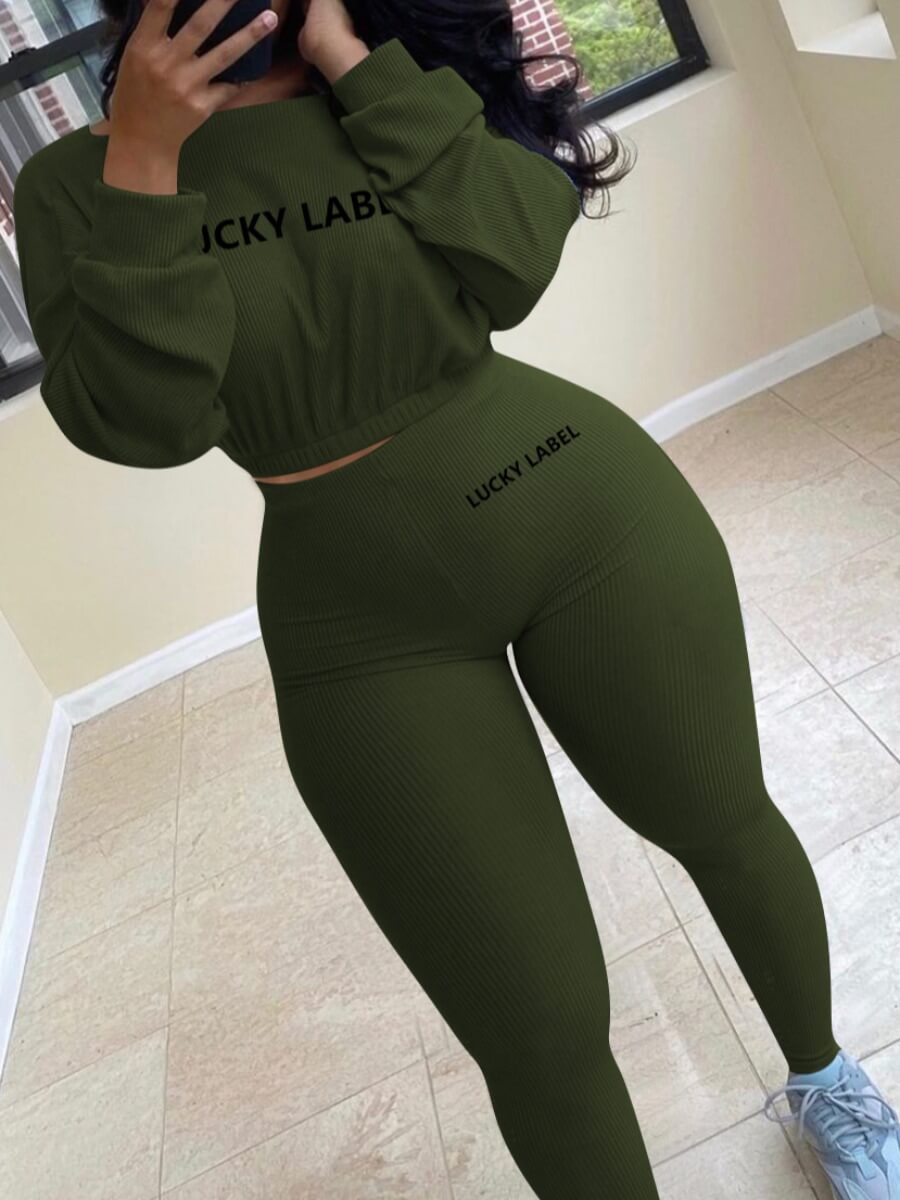 

Lovely Sportswear O Neck Letter Print Army Green Two Piece Pants Set