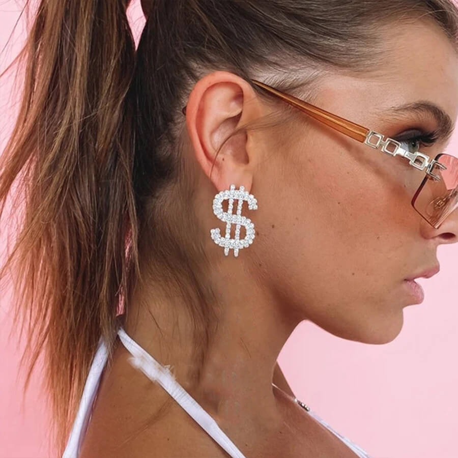

Lovely Stylish Letter Silver Earring