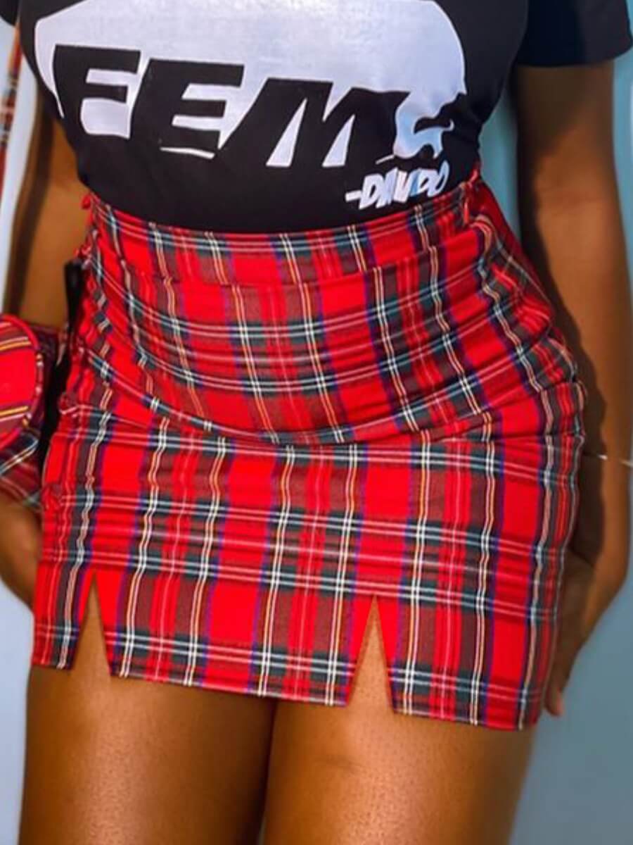

Lovely Stylish Grid Print Red Skirt