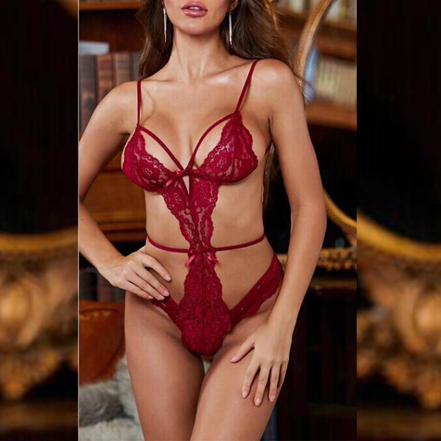 

Lovely Sexy Lace See-through Red Bra Sets