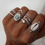 Lovely Chic 8-piece Silver Ring