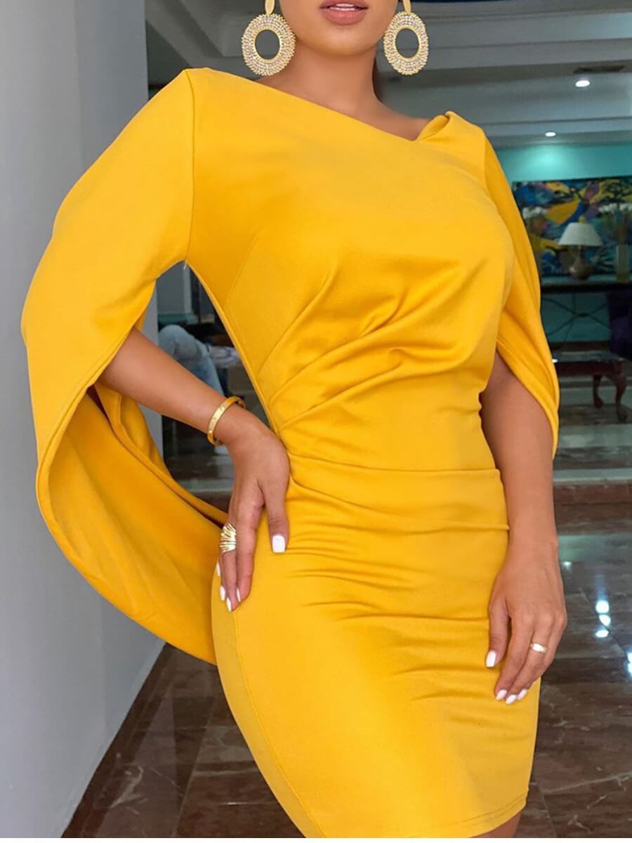 

Lovely Chic V Neck Hollow-out Yellow Mini Dress