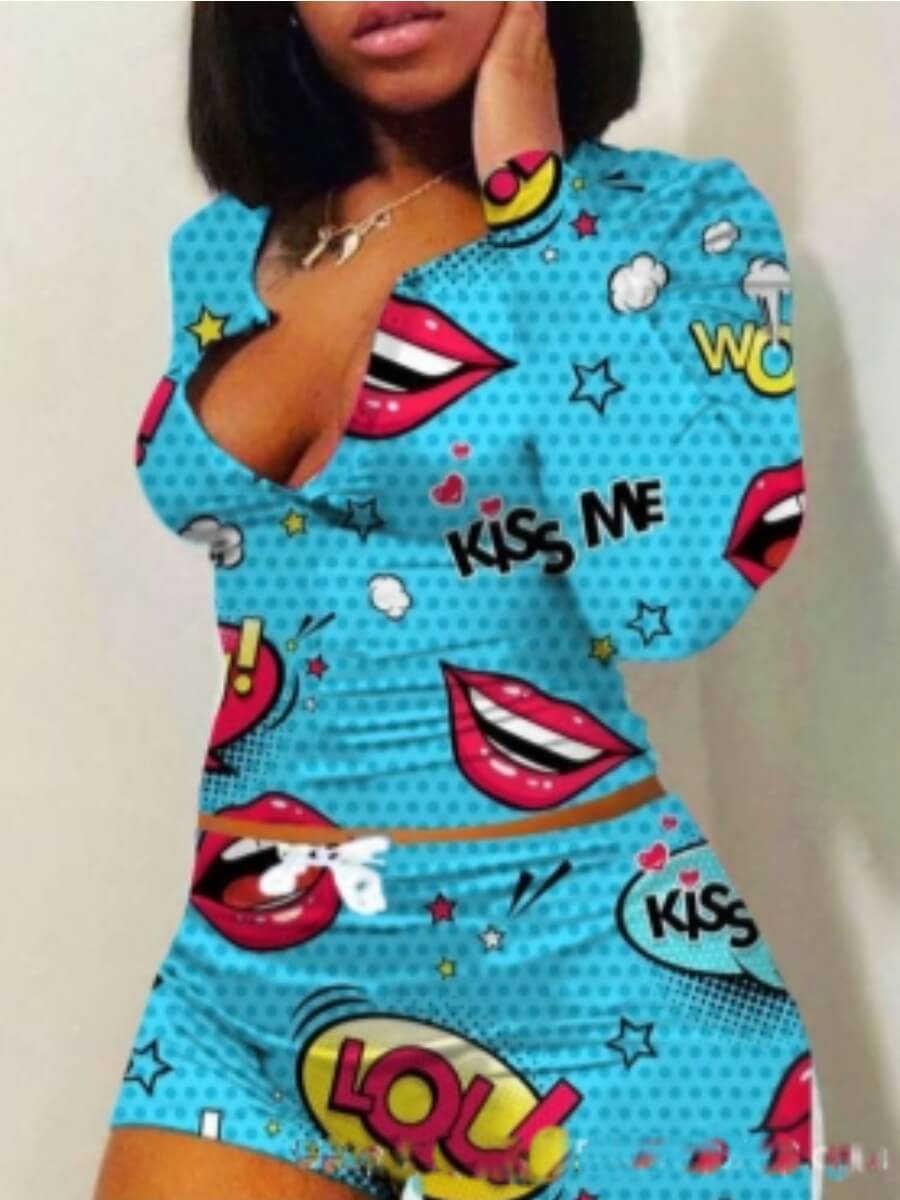 

Lovely Stylish Lip Print Blue Sleepwear