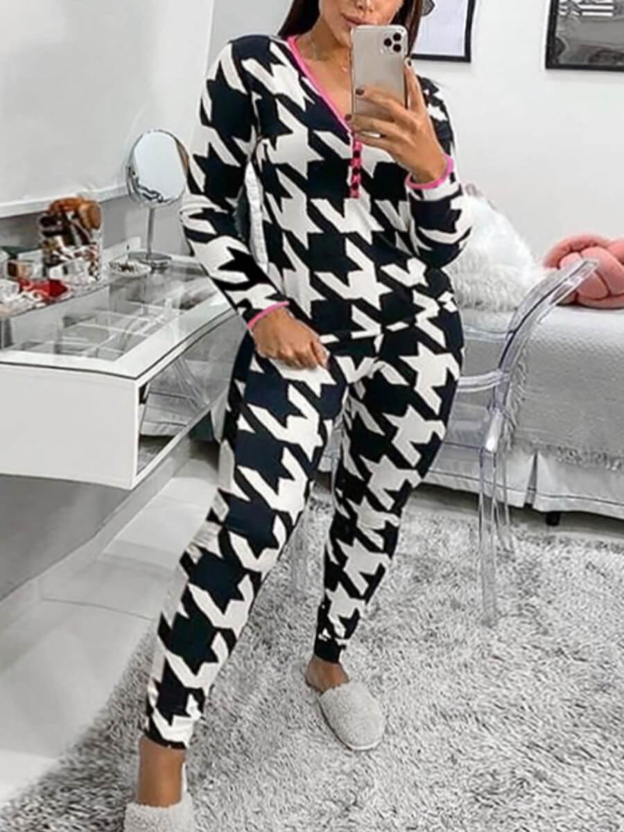 

Lovely Home Style V Neck Patchwork Black Sleepwear