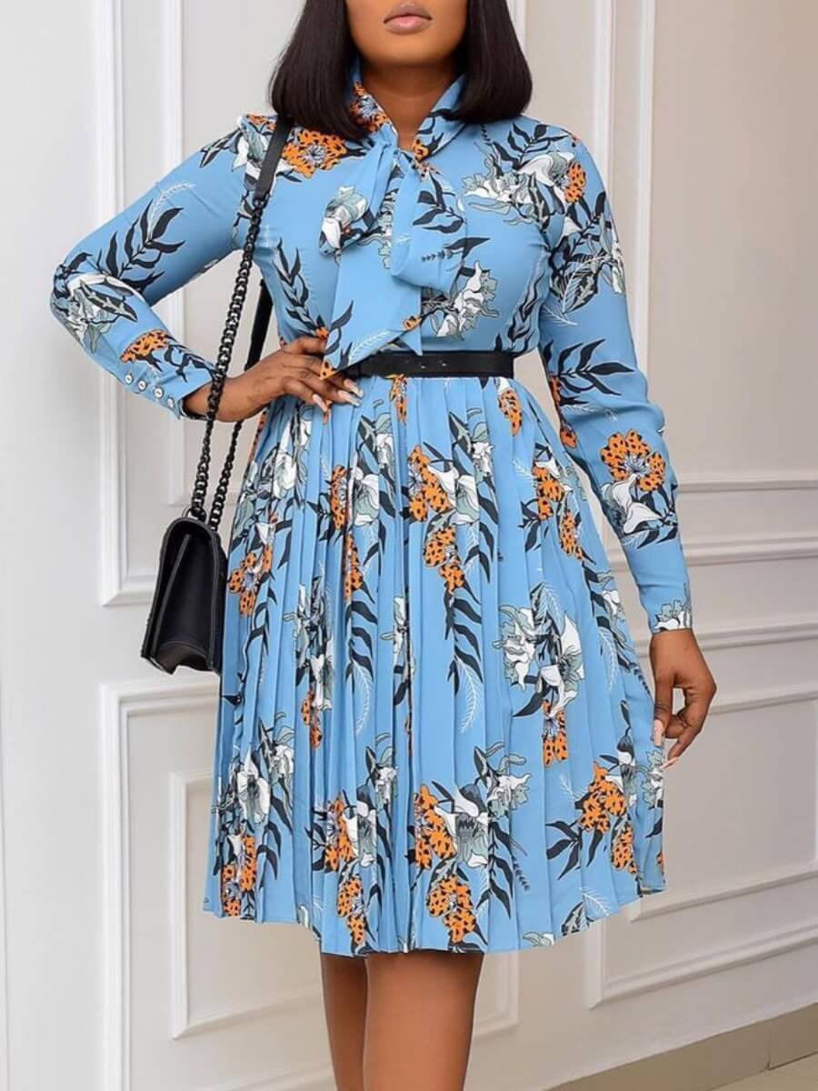 

Lovely Sweet Floral Print Pleated Knot Design Blue Knee Length Dress