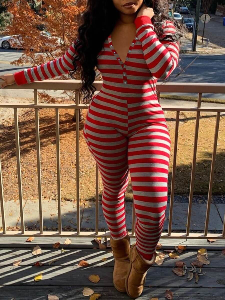 

Lovely Casual Striped Button Design Red Sleepwear