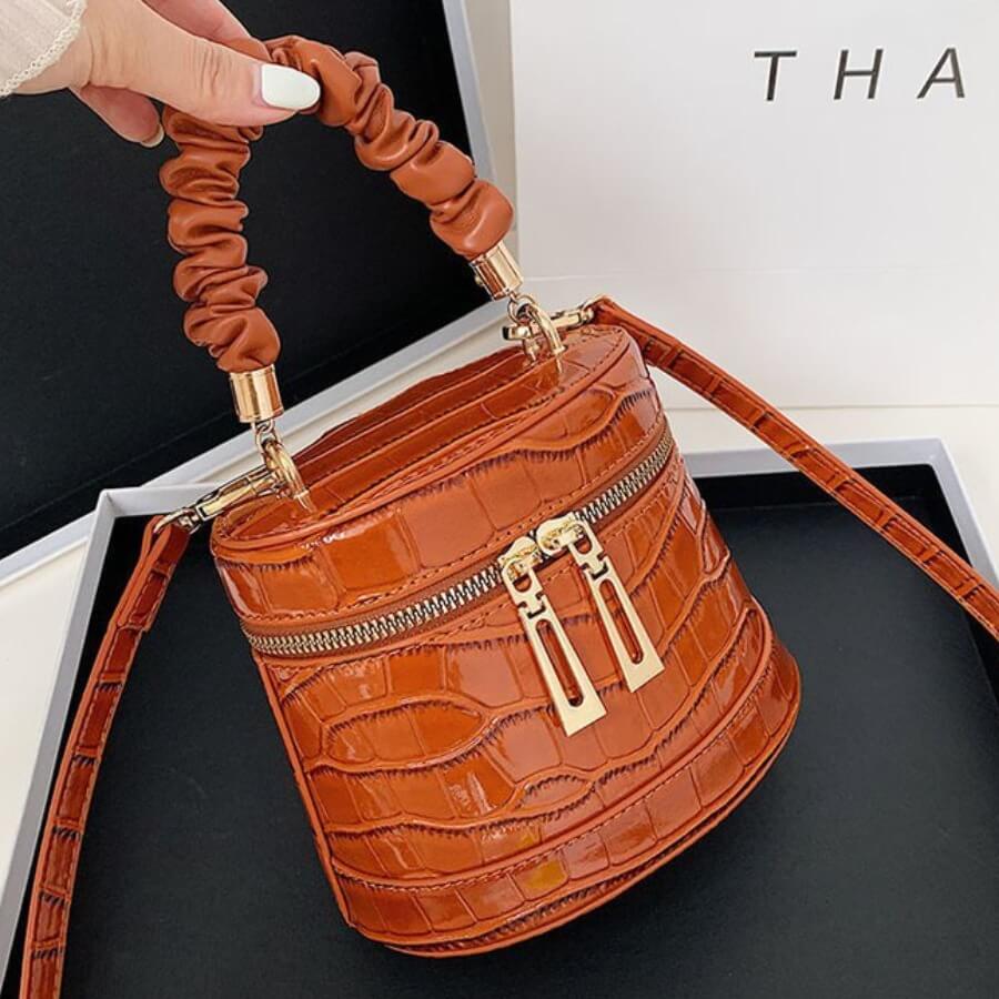 

LW Casual Metal Accessories Decoration Brown Crossbody Bag