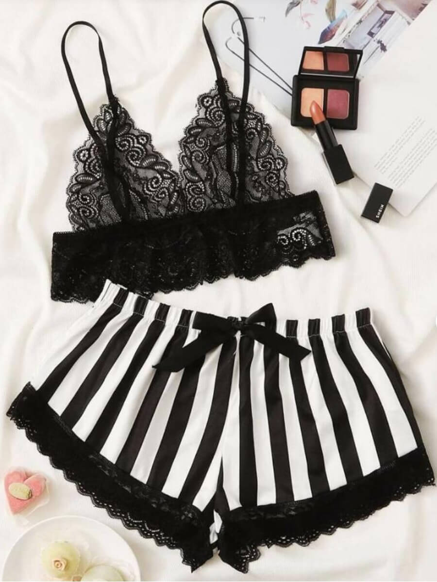 

Lovely Casual Striped Print See-through Black Sleepwear