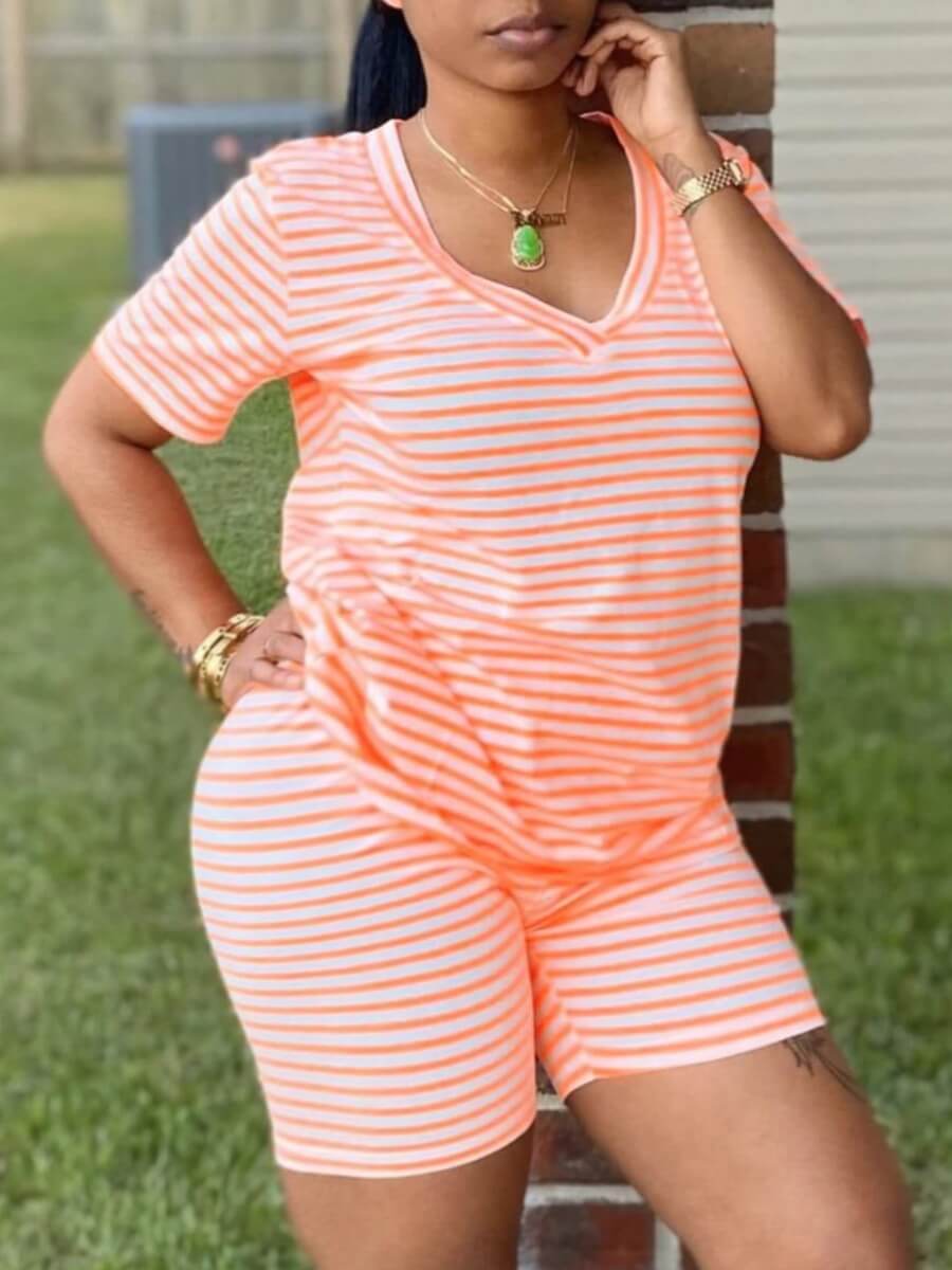

Lovely Casual V Neck Striped Loose Croci Plus Size Two-piece Shorts Set