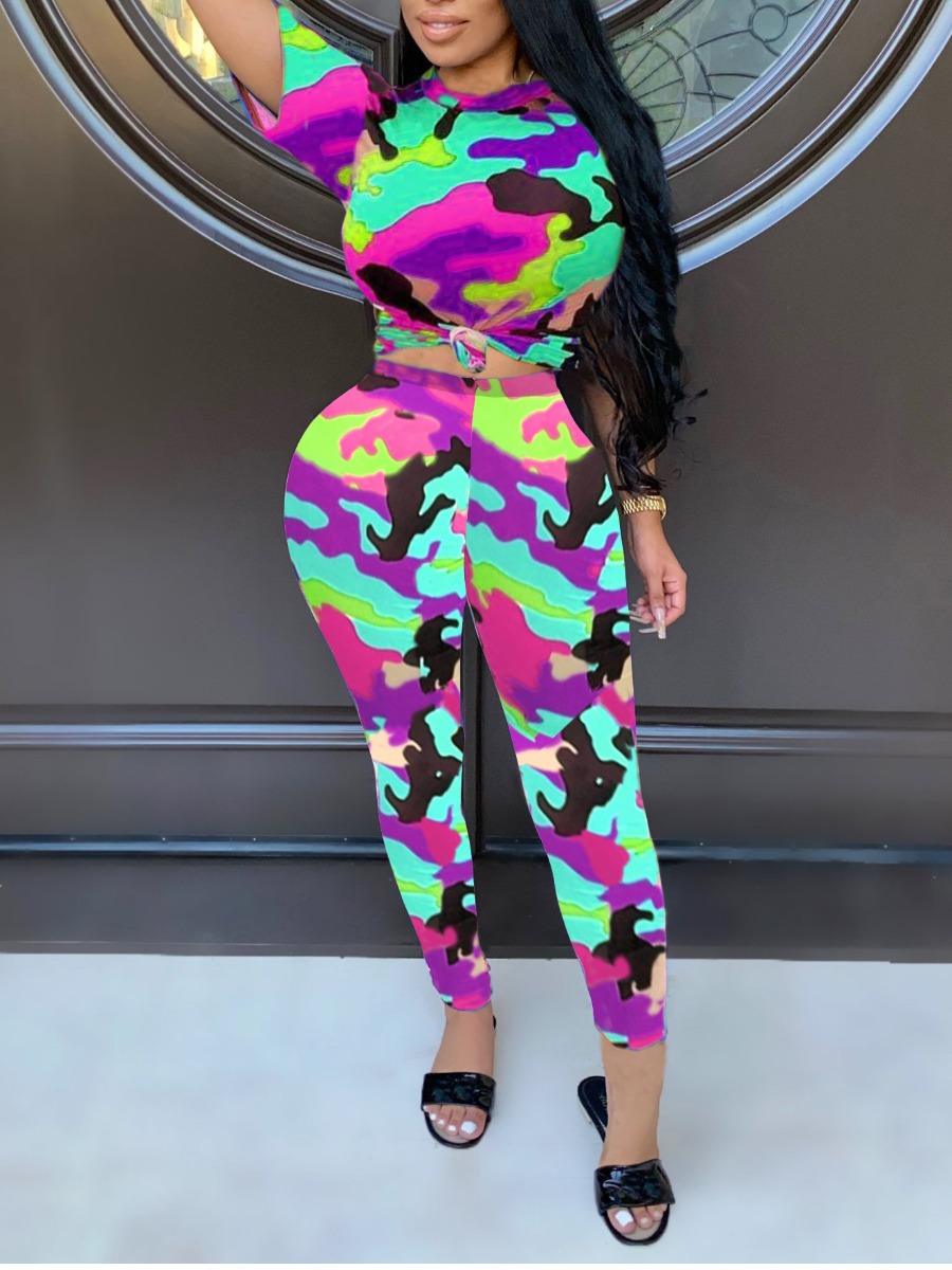 

Lovely Casual O Neck Camo Print Rose Red Two Piece Pants Set