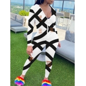 Lovely Casual Geometric Print Ripped White One-pie
