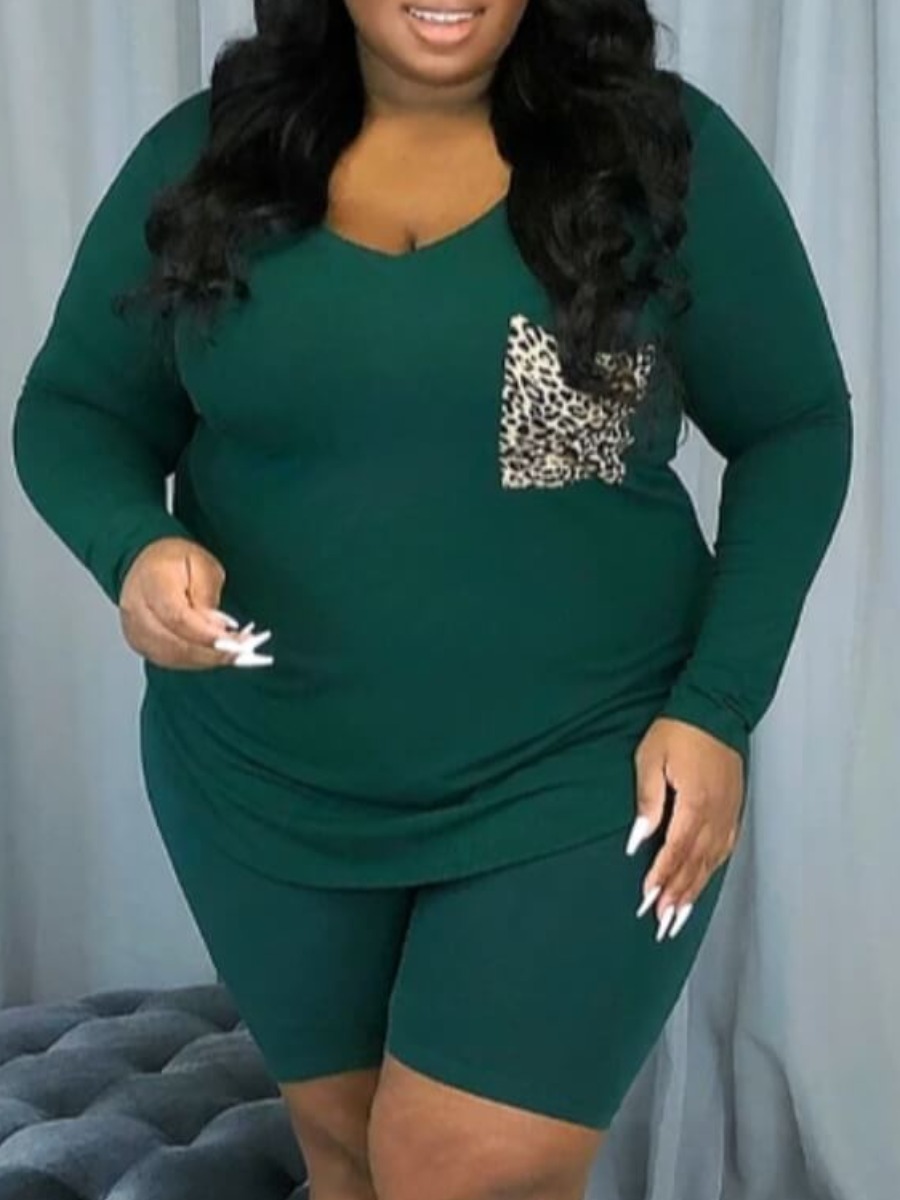 

LW Plus Size Casual O NeckLeopard Print Black Green Two-piece Shorts Set