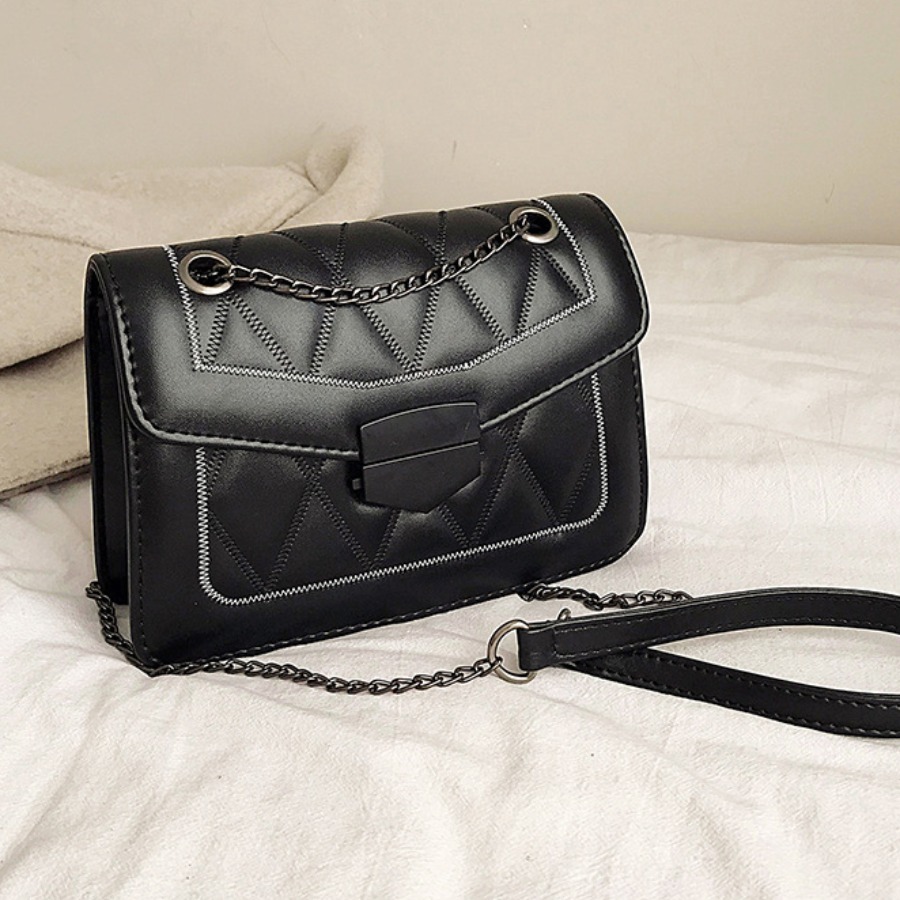 

Lovely Casual Chain Decoration Black Crossbody Bag