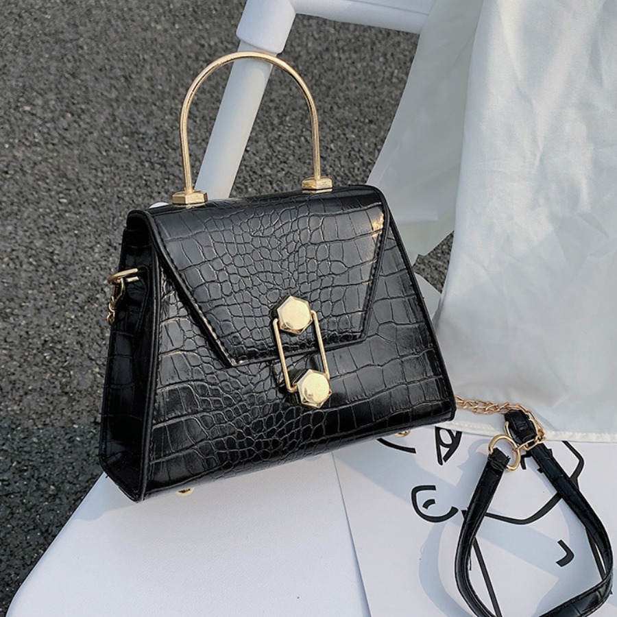 

Lovely Elegant Metal Accessories Decoration Black Crossbody Bag