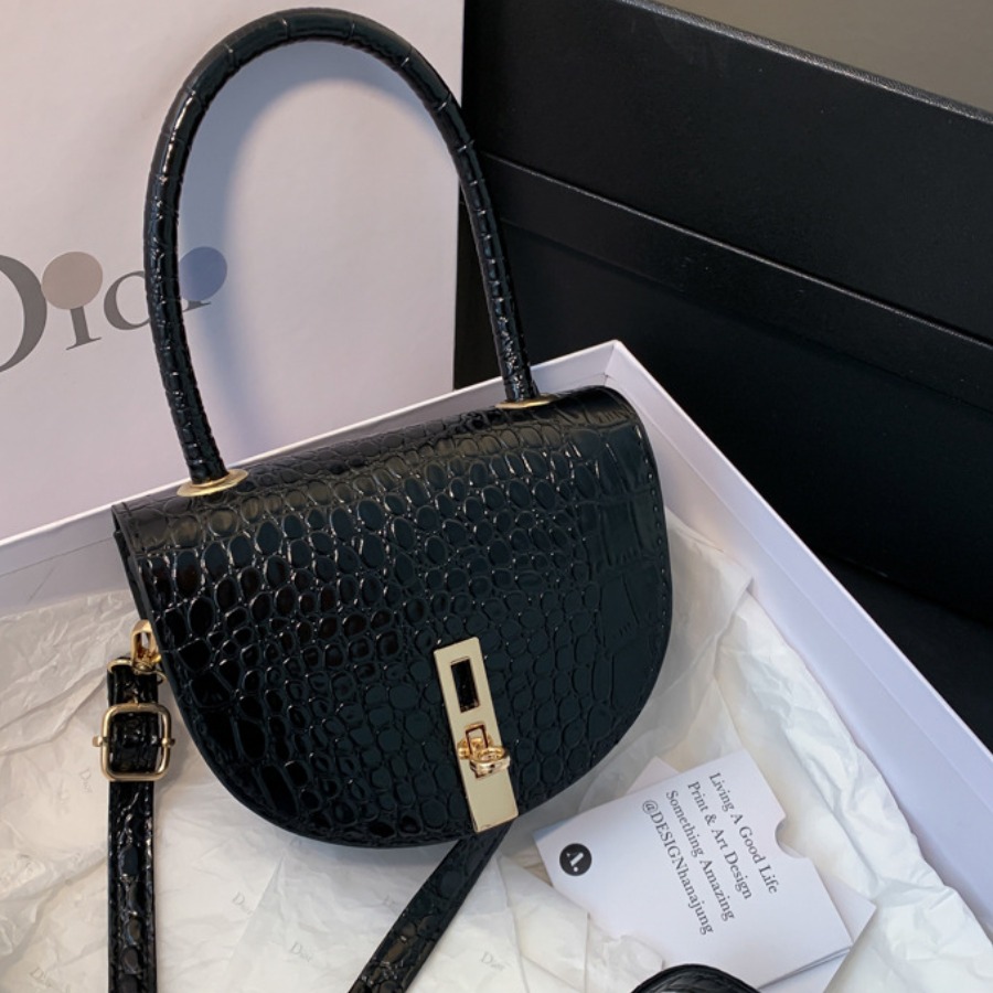 

Lovely Casual Crocodile Pattern Black Crossbody Bag